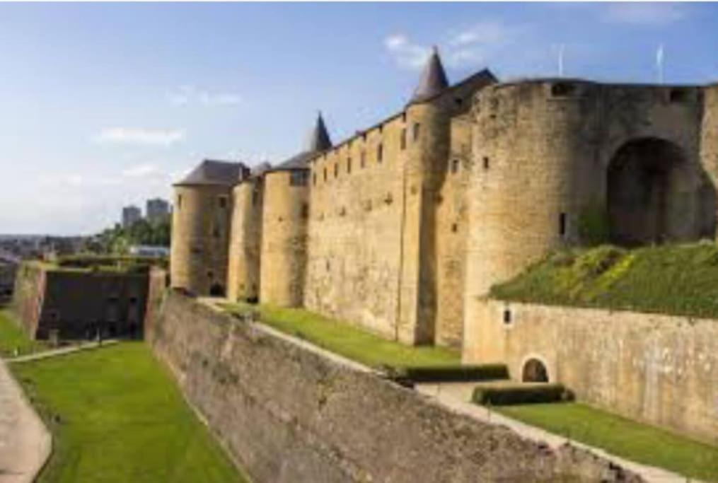 La Penates, Ambiance Cocooning Bogny-sur-Meuse Exterior foto